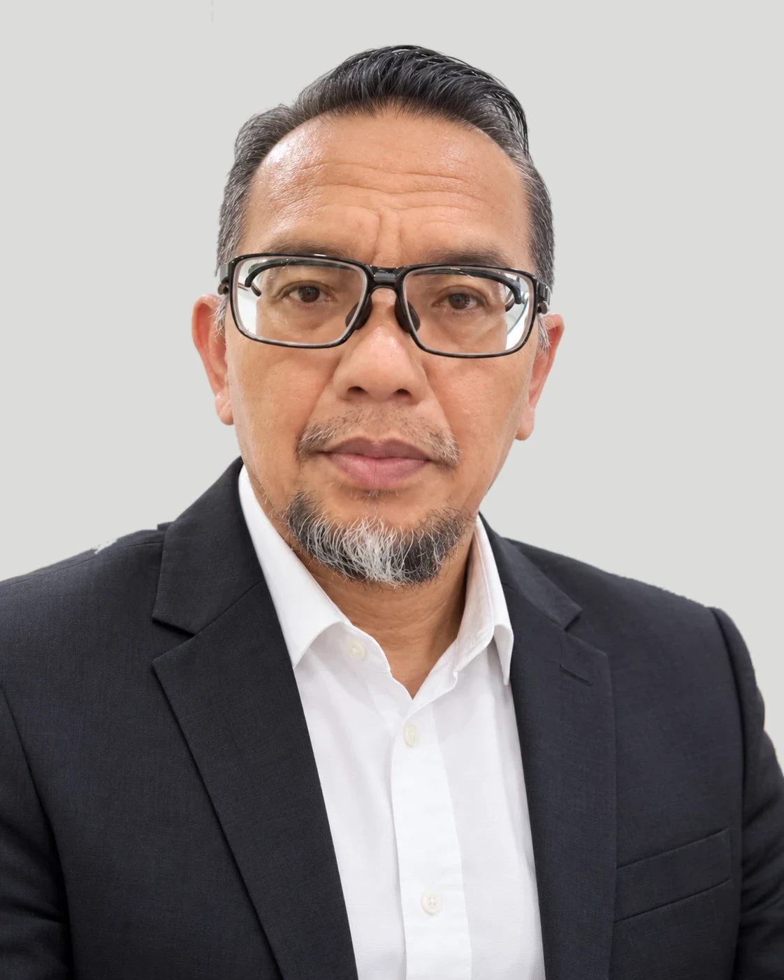 Halmi Bin Morsili, Partner, Hii King Hiong & Co.
